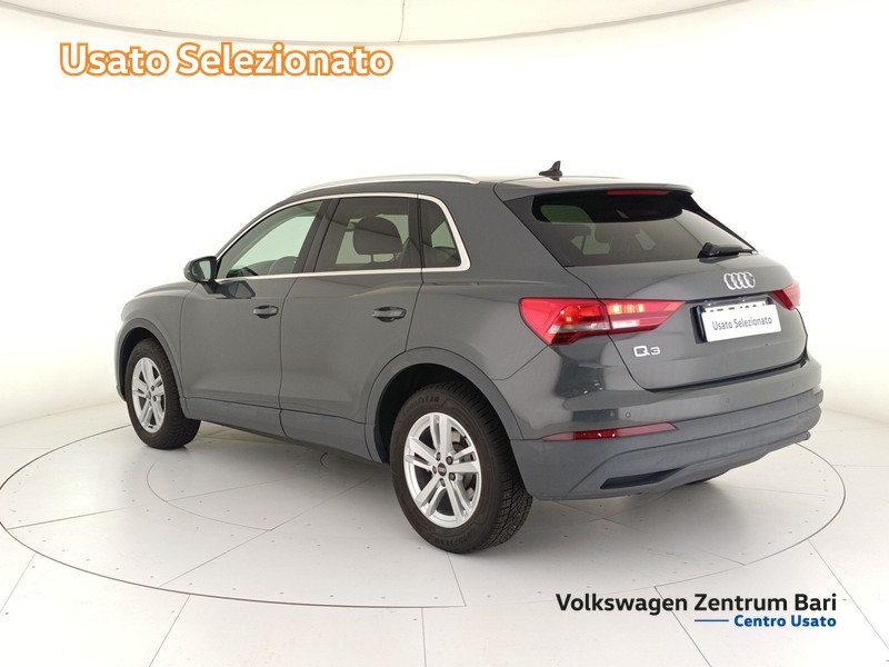 Audi Q3 35 2.0 tdi - 7