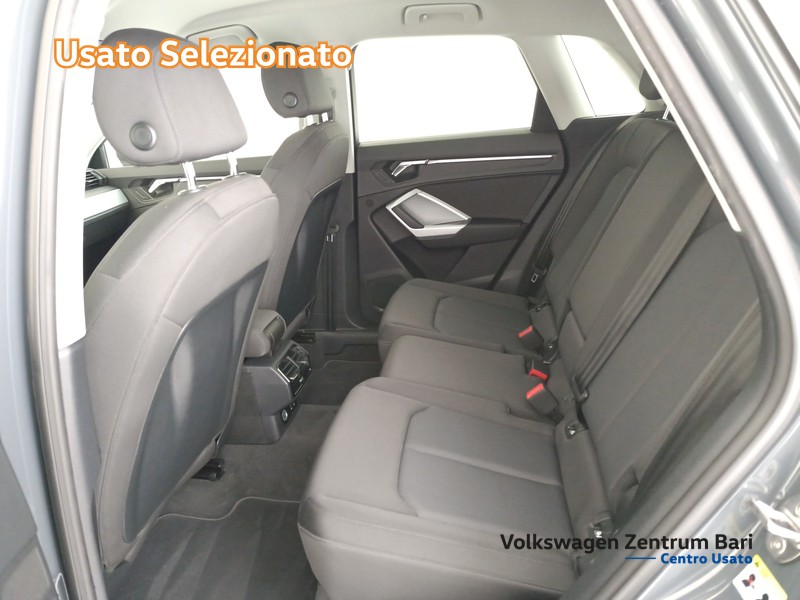 Audi Q3 35 2.0 tdi - 15