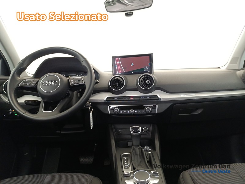 Audi Q2 30 2.0 tdi business s-tronic - 17