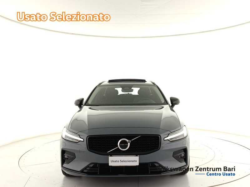 Volvo V60 2.0 b4 ultimate dark auto - 3