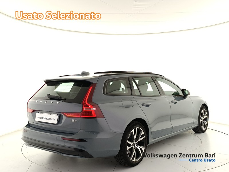 Volvo V60 2.0 b4 ultimate dark auto - 6