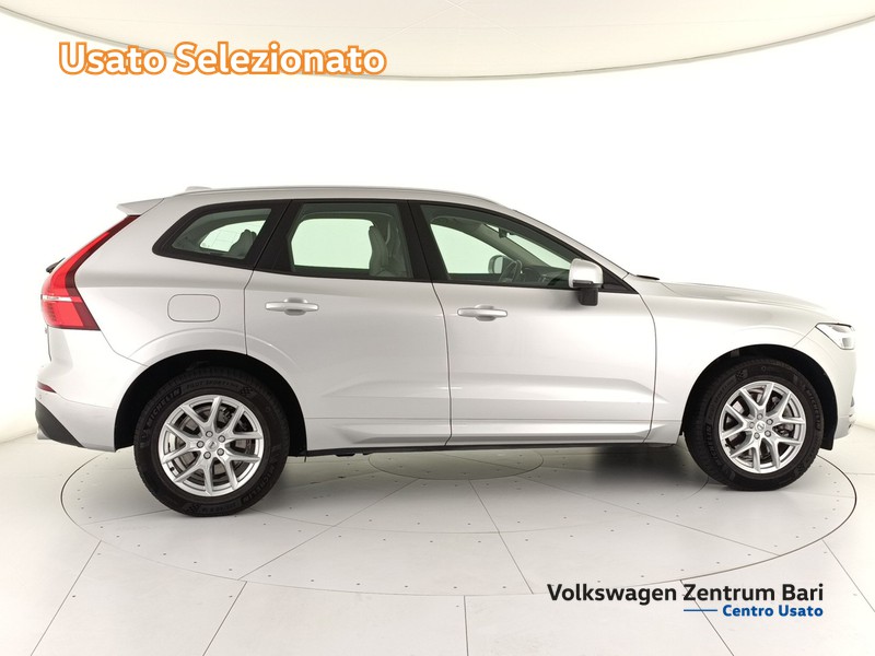 Volvo XC60 2.0 b4 momentum pro auto - 5