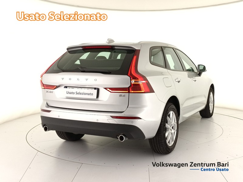 Volvo XC60 2.0 b4 momentum pro auto - 6