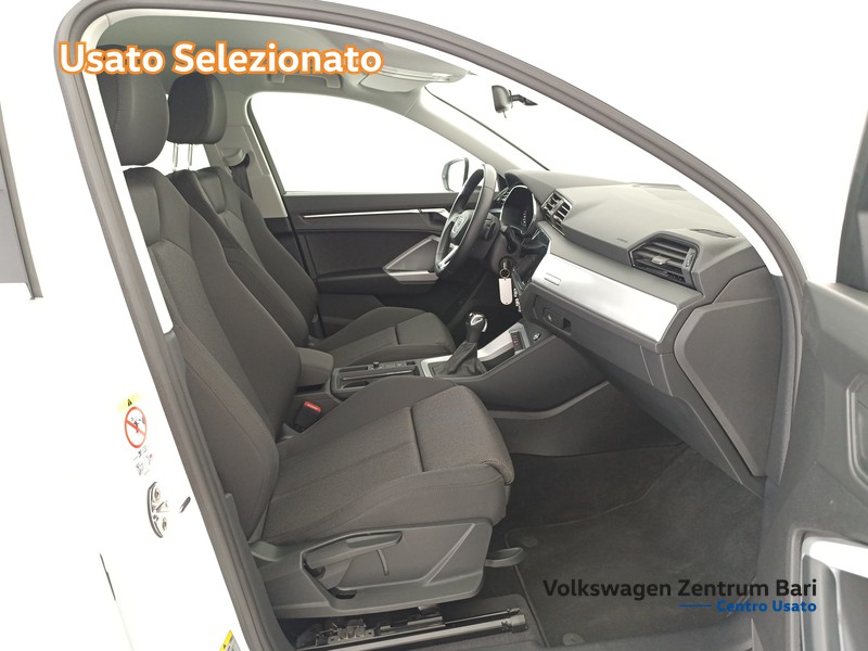 Audi Q3 35 2.0 tdi business advanced s-tronic - 19
