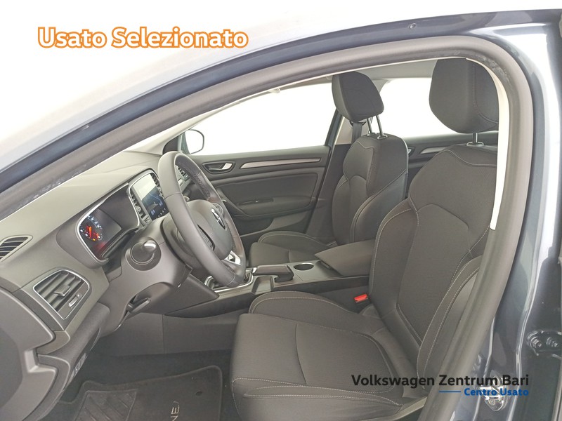 Renault Mégane sporter 1.5 blue dci business 115cv - 13