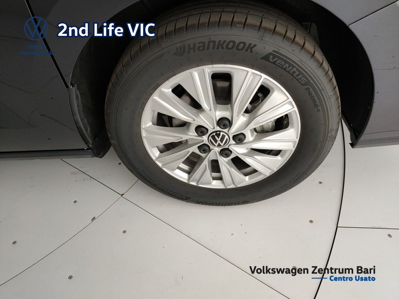 Volkswagen VIC T6 Transporter California Beach5 110TDI Aut - 19