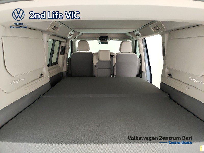 Volkswagen VIC T6 Transporter California Beach5 110TDI Aut - 28
