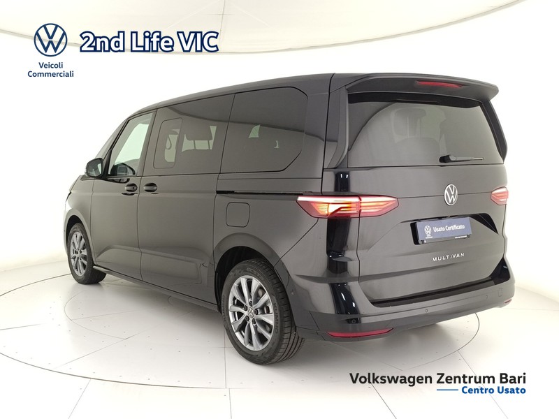 Volkswagen VIC T7 Multivan 2.0 tdi life 150cv dsg 7p.ti - 7
