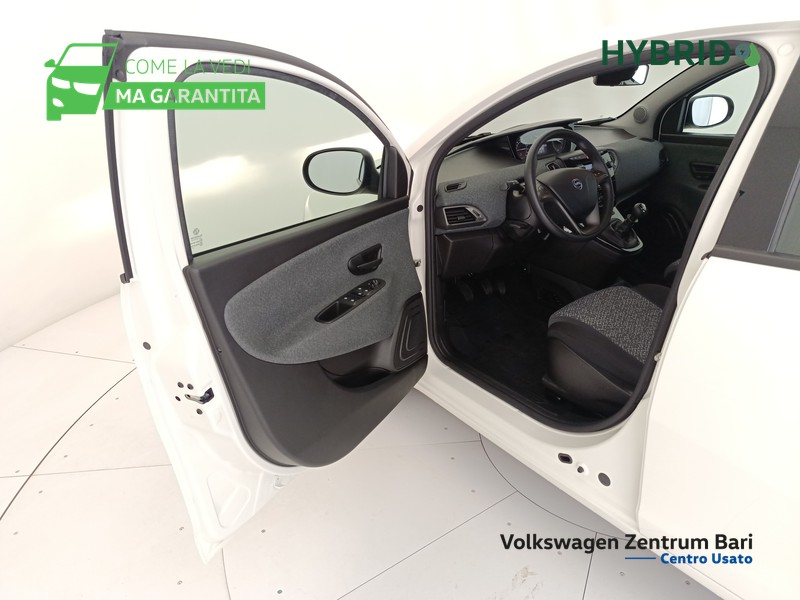 Lancia Ypsilon 1.0 firefly hybrid silver s&s 70cv 5p.ti - 11