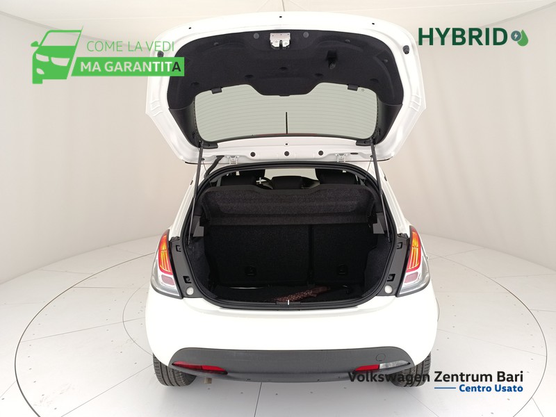 Lancia Ypsilon 1.0 firefly hybrid silver s&s 70cv 5p.ti - 18