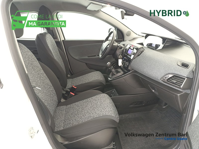 Lancia Ypsilon 1.0 firefly hybrid silver s&s 70cv 5p.ti - 20