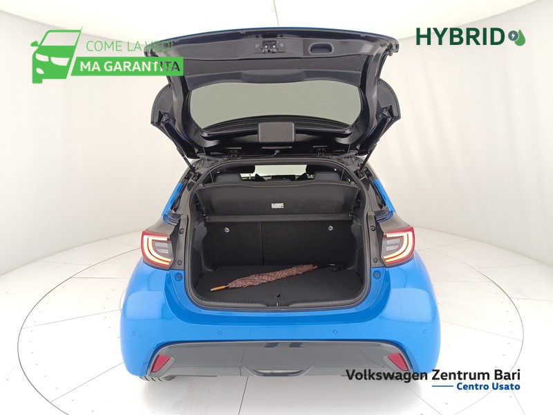 Toyota Yaris 1.5h 130 premiere - 19