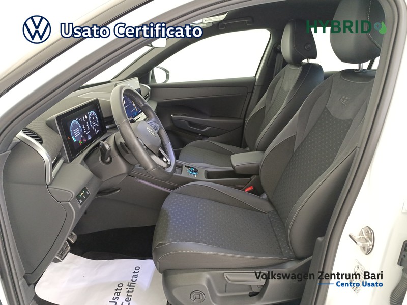 Volkswagen T-Roc 1.5 etsi r-line 150cv dsg - 14