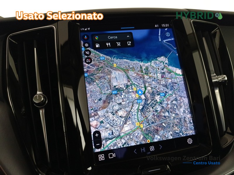 Volvo XC60 2.0 b4 momentum awd auto - 10