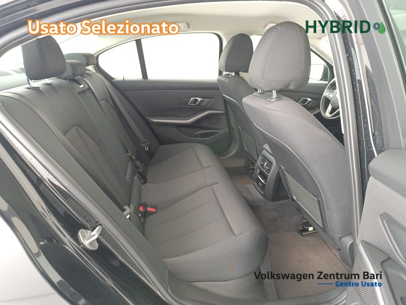 BMW Serie 3 318d mhev 48v business advantage auto - 20