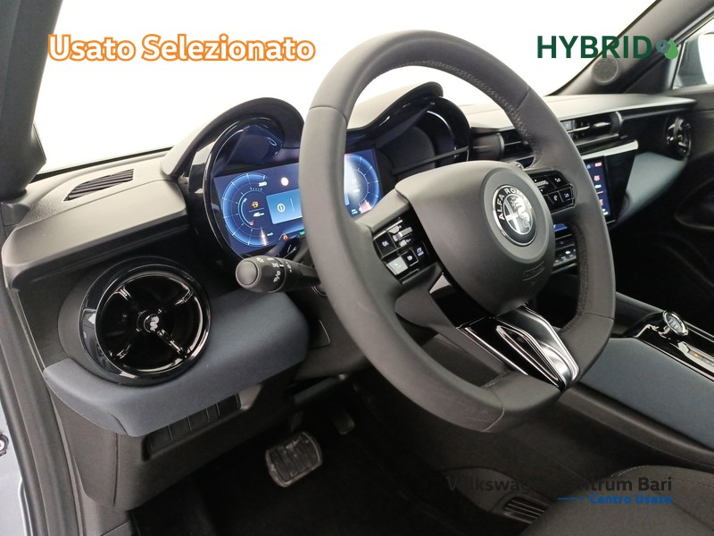 Alfa Romeo Junior 1.2 ibrida 145cv edct6 - 14