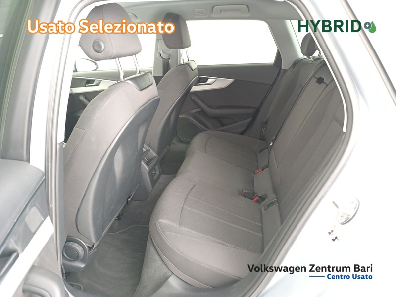 Audi A4 avant 30 2.0 tdi mhev business 136cv s-tronic - 16