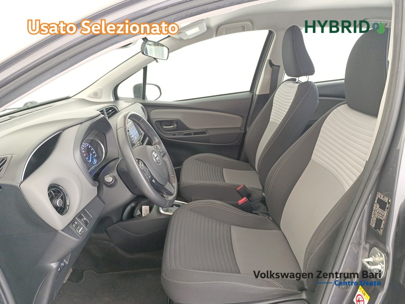 Toyota Yaris 5p 1.5h business - 14