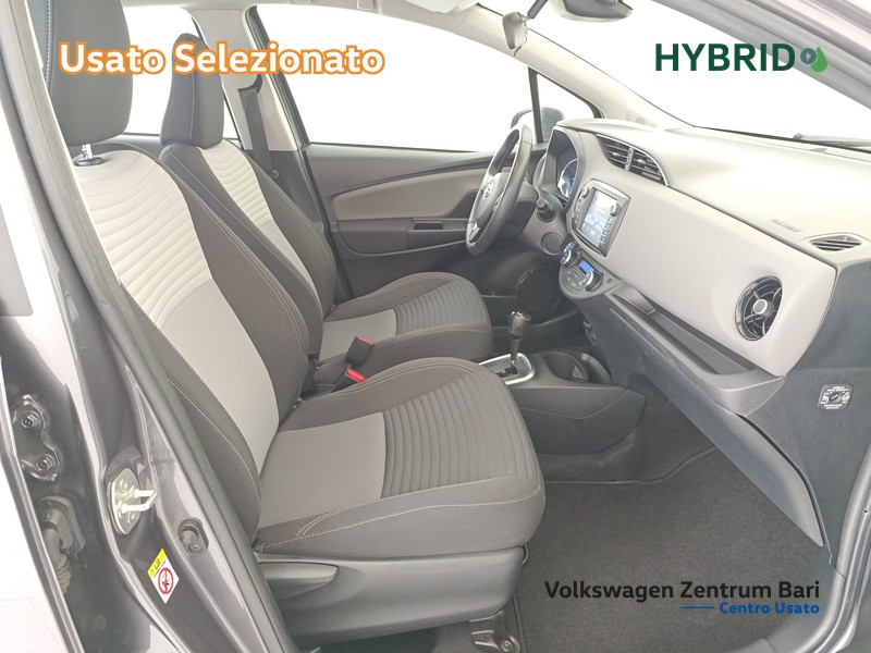 Toyota Yaris 5p 1.5h business - 21
