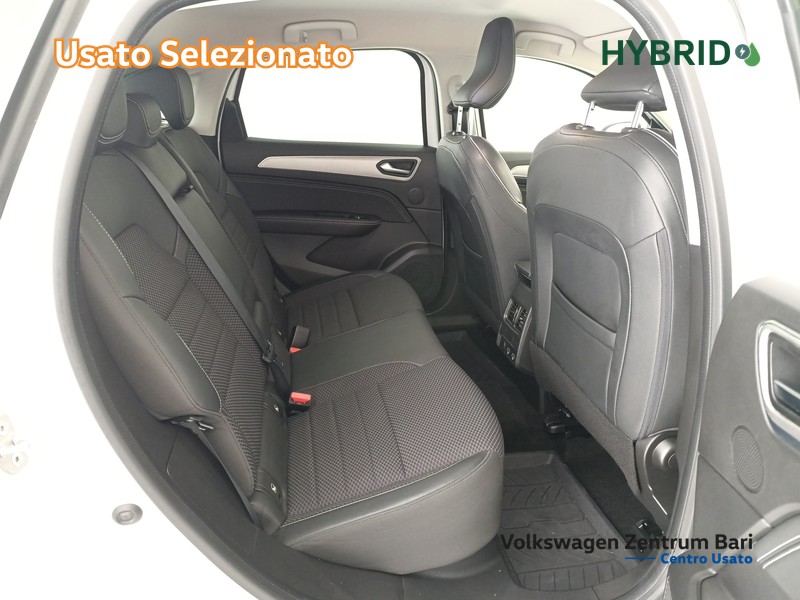 Renault Arkana 1.6 e-tech full hybrid intens 145cv - 19