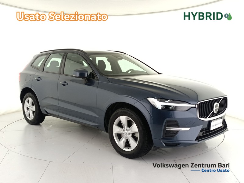 Volvo XC60 2.0 b4 momentum awd auto - 4