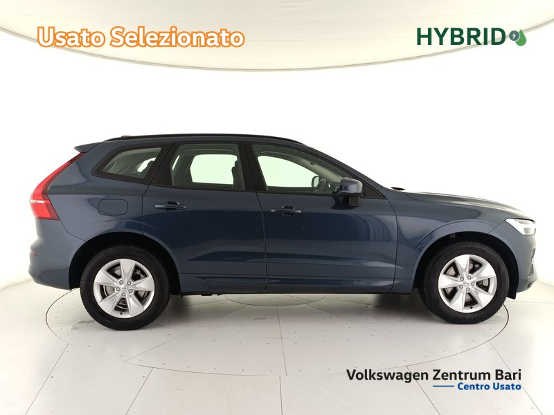 Volvo XC60 2.0 b4 momentum awd auto - 5