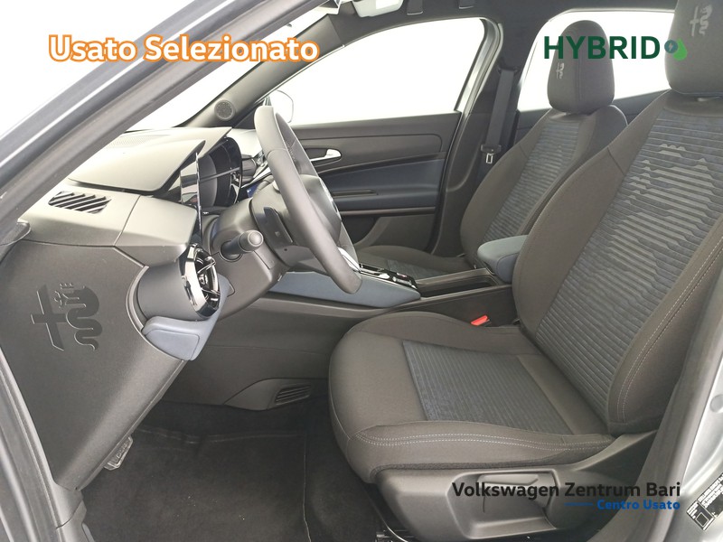 Alfa Romeo Junior 1.2 ibrida 145cv edct6 - 13