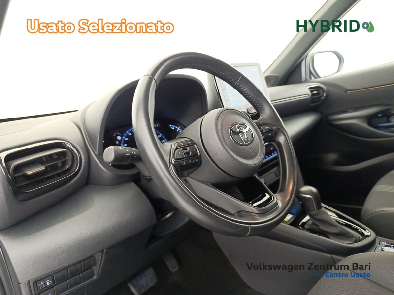 Toyota Yaris cross 1.5h adventure awd-i 116cv e-cvt - 15