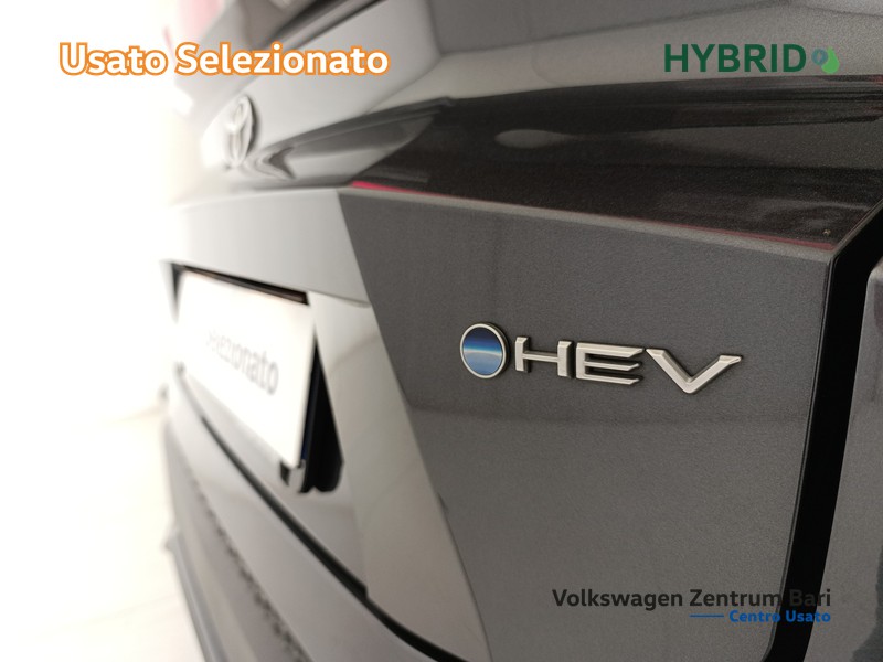 Toyota C-HR 1.8 hev active fwd e-cvt - 19