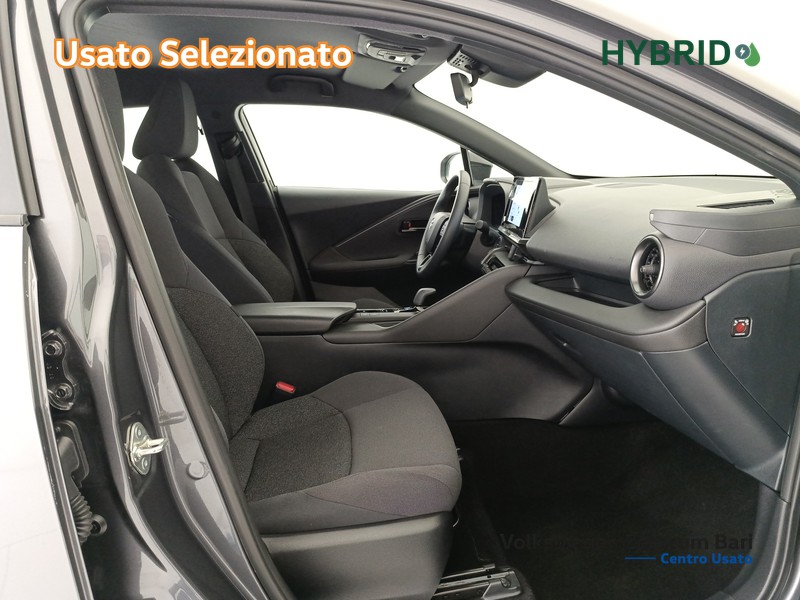 Toyota C-HR 1.8 hev active fwd e-cvt - 21
