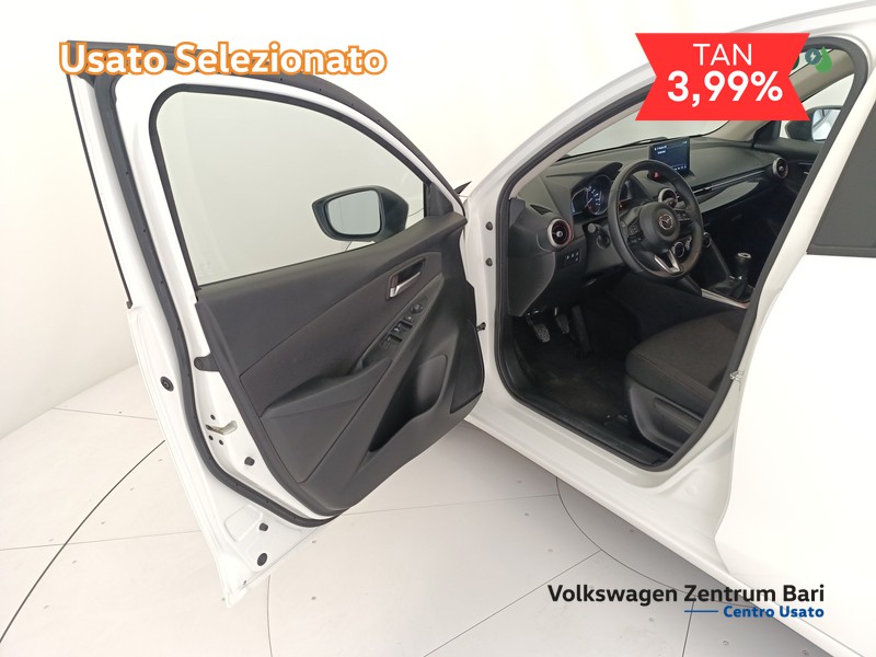 Mazda 2 1.5 homura 75cv - 11