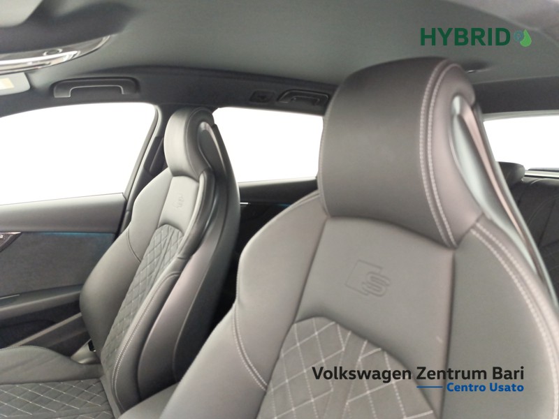 Audi A4 avant 40 2.0 tdi mhev s line edition 204cv s-tronic - 15