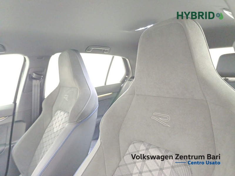 Volkswagen Golf 1.5 etsi r-line 150cv dsg - 14