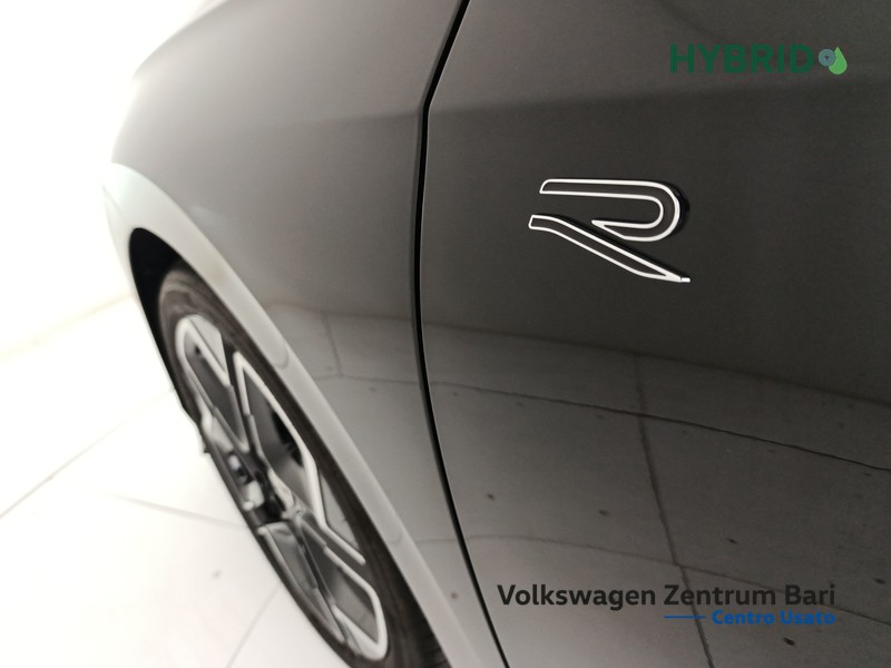 Volkswagen Golf 1.5 etsi r-line 150cv dsg - 16