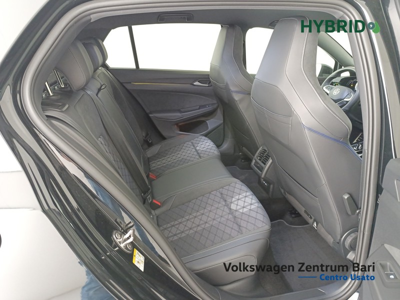 Volkswagen Golf 1.5 etsi r-line 150cv dsg - 21