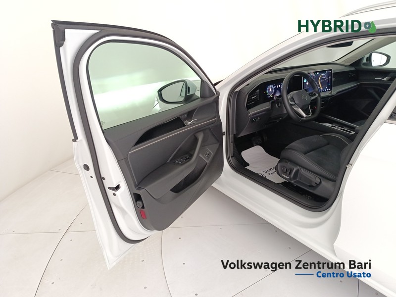 Volkswagen Passat 1.5 tsi ehybrid business 204cv dsg - 13