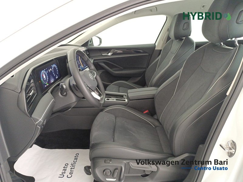 Volkswagen Passat 1.5 tsi ehybrid business 204cv dsg - 14