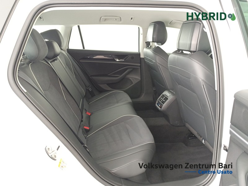 Volkswagen Passat 1.5 tsi ehybrid business 204cv dsg - 22