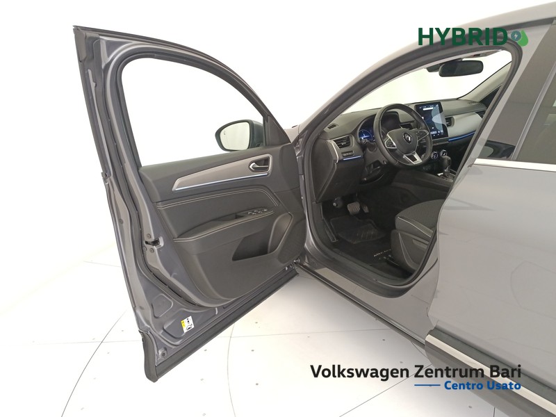 Renault Arkana 1.6 e-tech full hybrid intens 145cv - 13