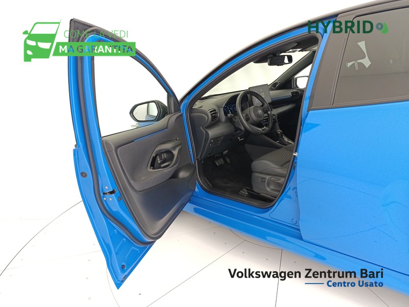 Toyota Yaris 1.5h 130 premiere - 13