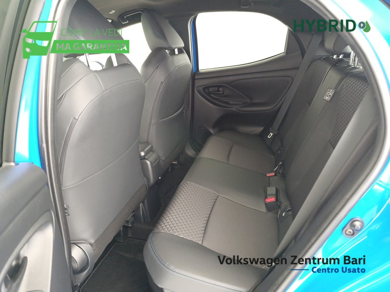Toyota Yaris 1.5h 130 premiere - 17