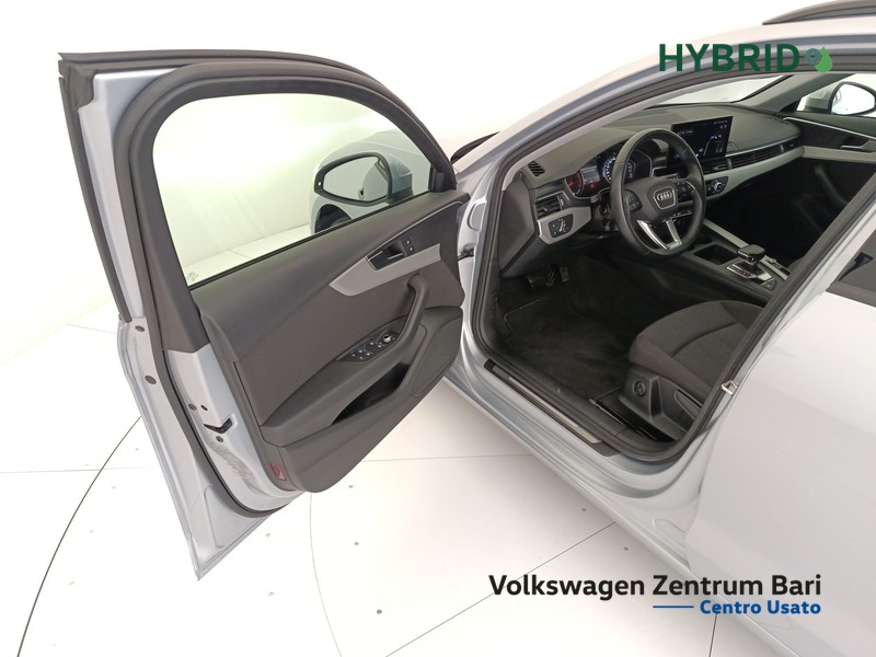 Audi A4 avant 30 2.0 tdi mhev business 136cv s-tronic - 12