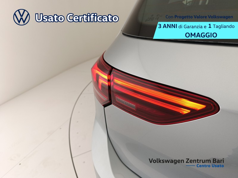 Volkswagen Golf 2.0 tdi life 115cv - 19