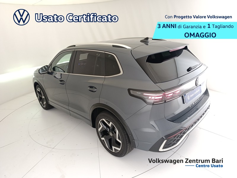 Volkswagen Tiguan 2.0 tdi r-line 150cv dsg - 18