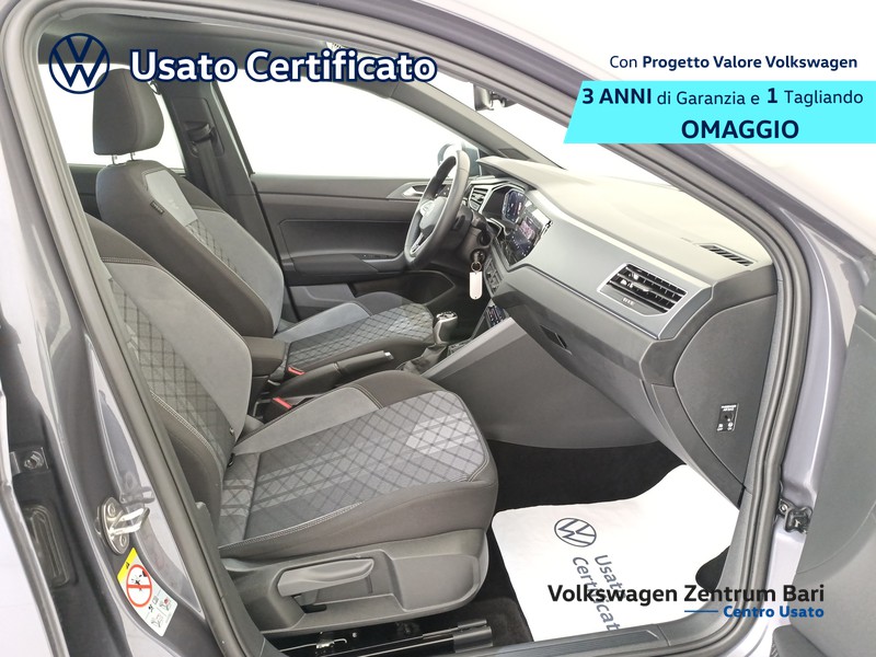 Volkswagen Taigo 1.0 tsi r-line 115cv dsg - 24