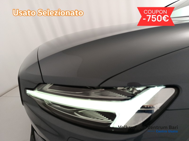 Volvo V60 2.0 b4 ultimate dark auto - 24