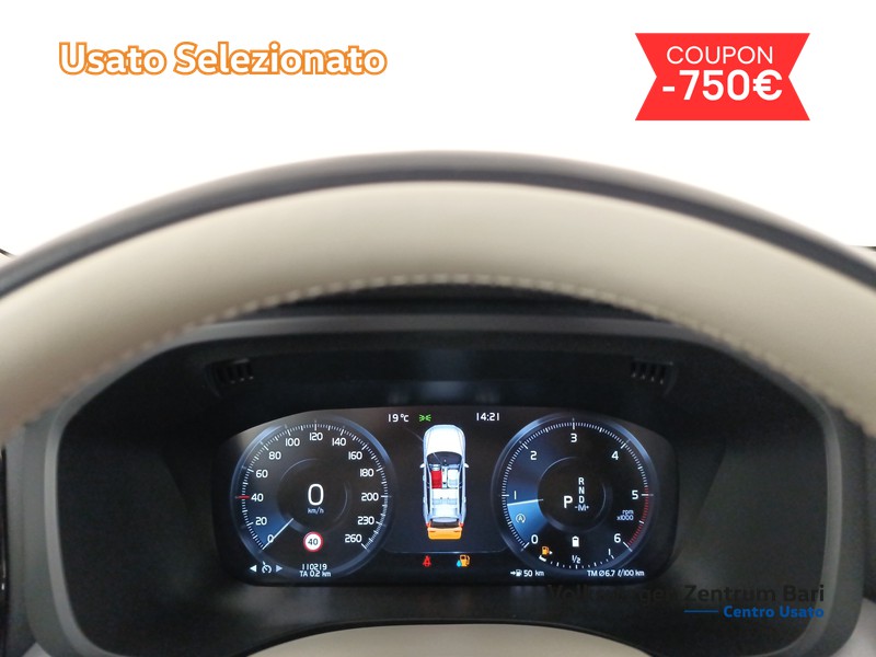 Volvo XC60 2.0 b4 momentum pro auto - 9