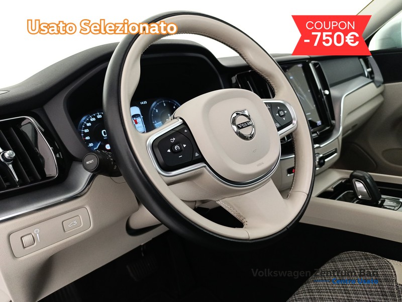 Volvo XC60 2.0 b4 momentum pro auto - 14