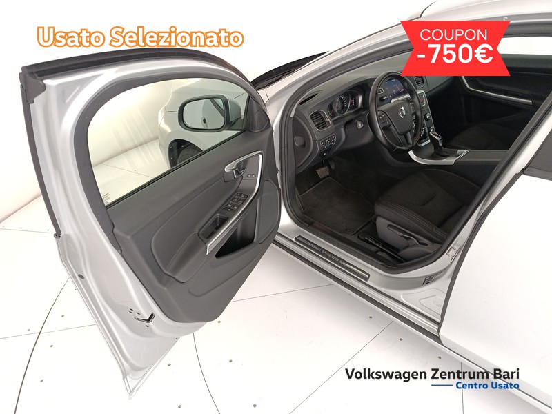Volvo V60 2.0 d2 business geartronic - 12
