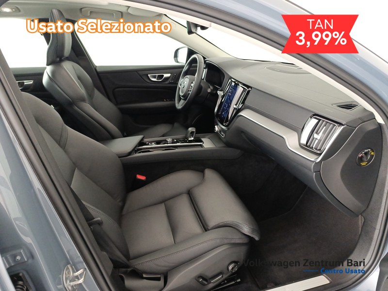 Volvo V60 2.0 b4 ultimate dark auto - 23